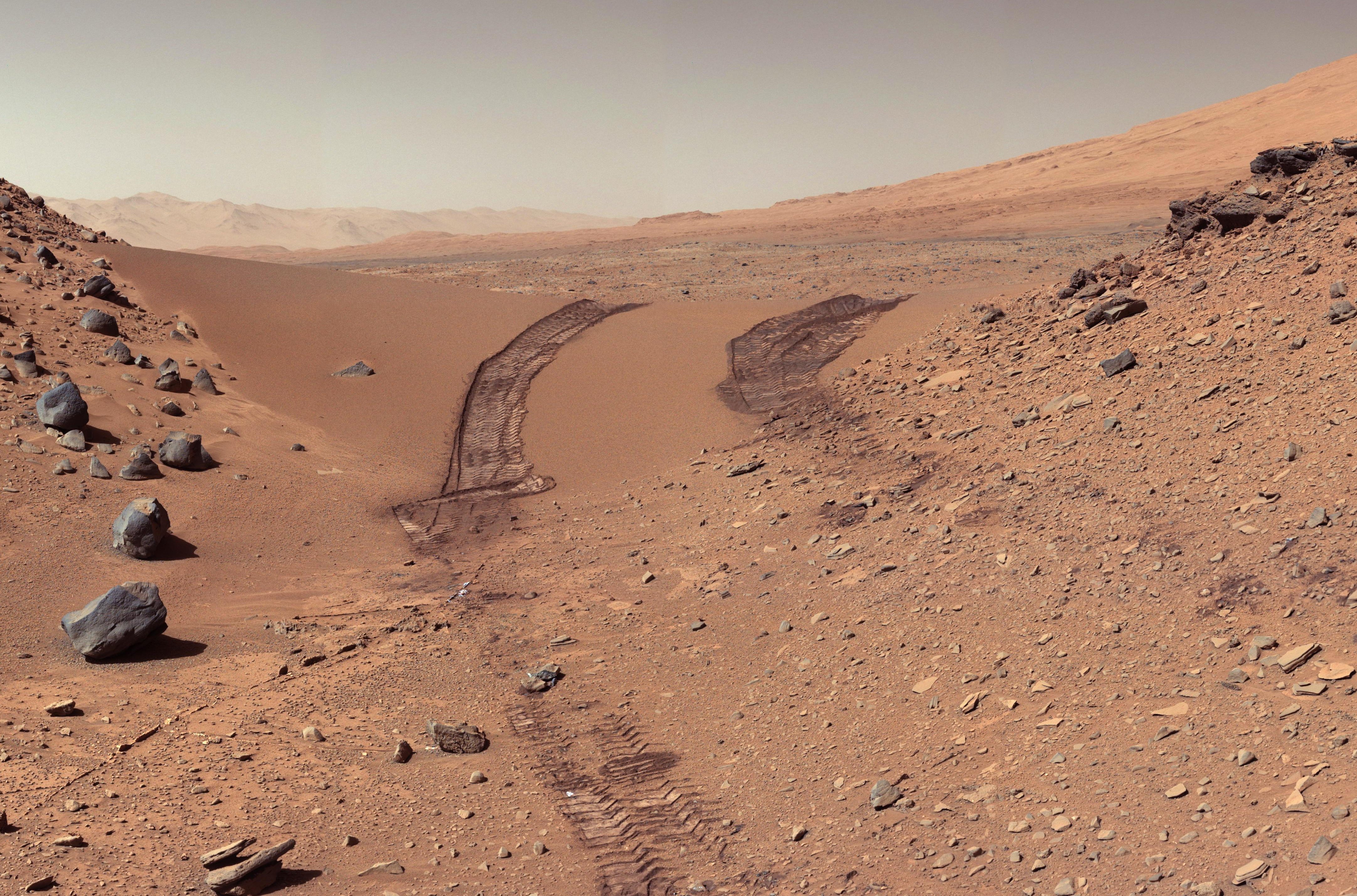 martial regolith (deposits on its surface)